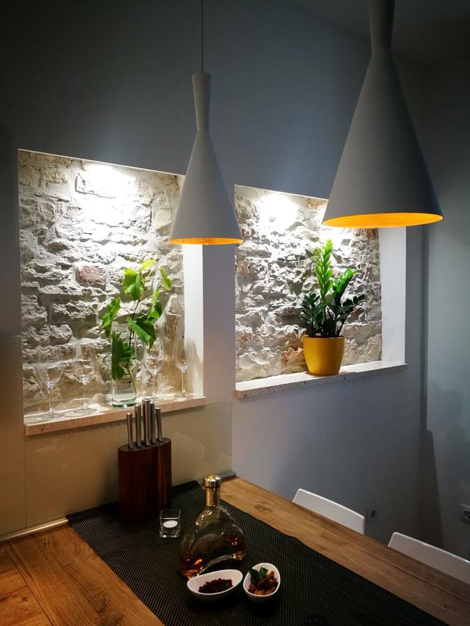 Candler'S Old Town Apartments Pula Ngoại thất bức ảnh