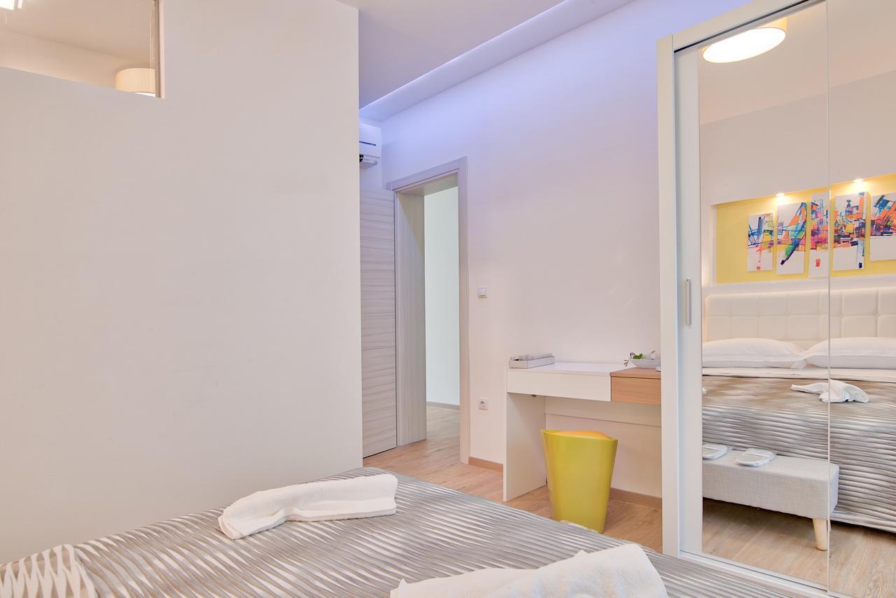 Candler'S Old Town Apartments Pula Ngoại thất bức ảnh