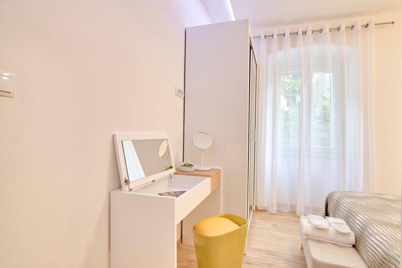 Candler'S Old Town Apartments Pula Ngoại thất bức ảnh