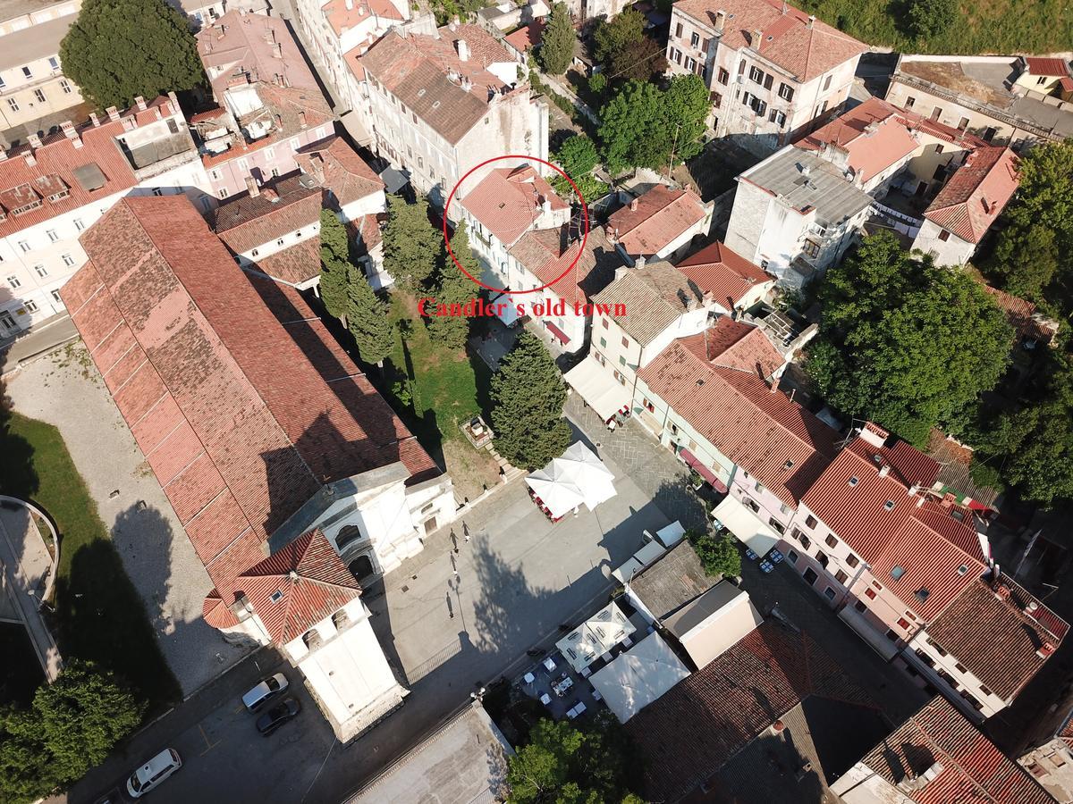 Candler'S Old Town Apartments Pula Ngoại thất bức ảnh